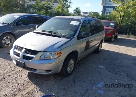 2002 Dodge Grand Caravan Sport z USA, uszkodzony, nr VIN 2B4GP44332R745174